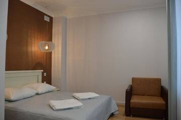 Фото номера Семейный двухместный номер с 1 кроватью Отель Berezka Health Resort &amp; SPA г. Солигорск 2