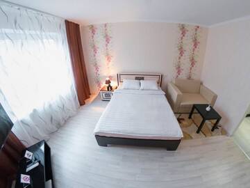 Фотографии Апартаменты PaulMarie Apartments on Zaslonova 70 г. Солигорск (Беларусь) №2 Фото Апартаменты PaulMarie Apartments on Zaslonova 70 г. Солигорск 2